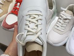 -枫叶小镇奥特莱斯