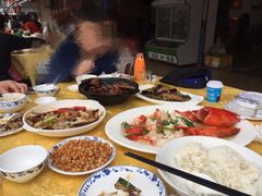-鑫悦楼煎蟹·16年海鲜大排档