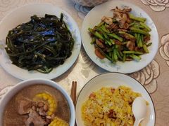 -爱的果实月嫂育婴师(世纪东方店)