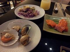 -唐拉雅秀酒店-西锦汇空中BBQ·思创餐厅