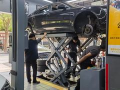 -爱车行 奥迪 奔驰 宝马 保时捷 路虎 专业 维修保养 原厂 奥迪改装升级 中心(静安店)