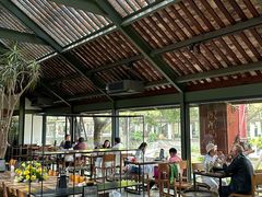 -喜洲吧·江畔老船厂·庭院餐厅(喜临院店)