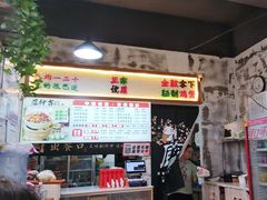 -范仲吉砂锅鸡公煲(井湾路店)