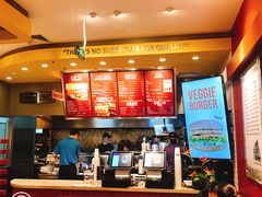 -The Habit Burger Grill 哈比特汉堡(爱琴海店)