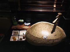 -新盈光·云会所(百丈东路店)