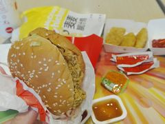 -麦当劳(军博店)