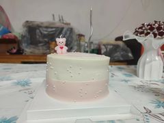 -蓝小轩蛋糕·面包(趣春店)