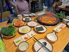 -红辣椒八爪鱼特色韩国料理专门店(远景路旗舰店)