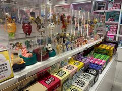 -泡泡玛特POPMART(国金街店)