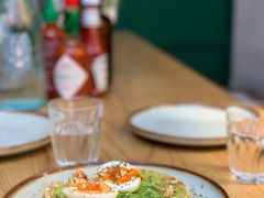 牛油果煮蛋吐司-RAC BAR(安福路店)