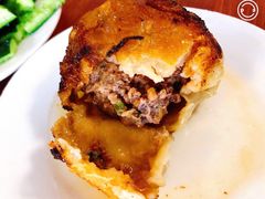 -宝瑞门钉肉饼店