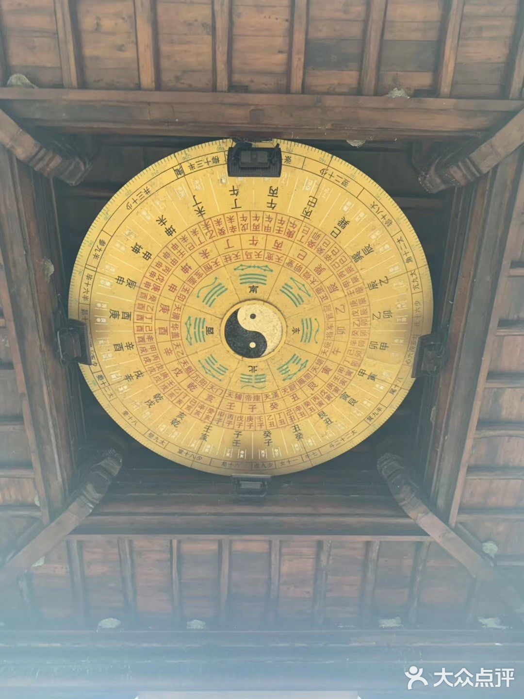 阆中古城位于四川省南充市境内，是中国四大古城之一