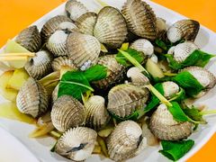 -班赞海鲜市场胖阿姨加工点