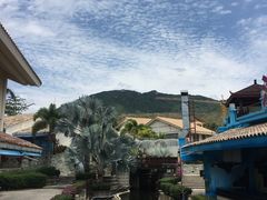 -亚龙湾亚泰商业街