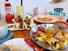 牛油果香蕉奶昔-AFS Cafe & Canteen(闽江二路店)