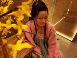 点击看大图 -盘子女人坊古装写真摄影(南京总店)
