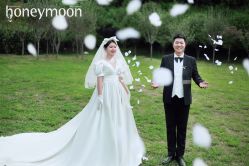 -芭莎视觉婚纱摄影(花溪店)