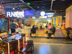 -星际传奇·蹦床海绵池·儿童乐园(大悦城店)