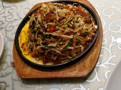 -巴特餐饮6加1音乐餐吧·新疆菜