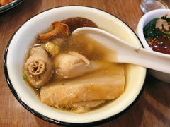 -杨记山珍鸡煲菌汤锅