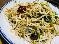 老厨豆芽-吕氏疙瘩汤·私家菜馆(慈云寺店)