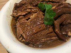 -锦粤宫·融合粤菜(上海金沙江店)