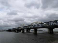 -人民防洪胜利纪念塔