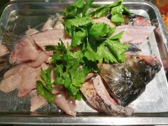 深水花鲢鱼-蜀滋香鲜鱼美蛙火锅(339店)