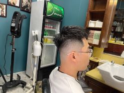 -巴伯尔男士理发馆