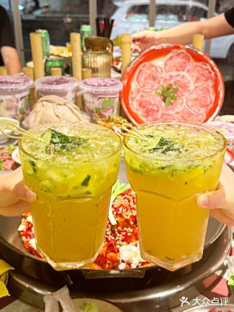 成都的 成都的 这家火锅好吃到无语…