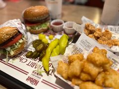 -The Habit Burger Grill 哈比特汉堡(复兴soho店)