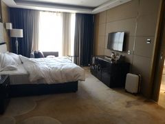 -无锡新湖铂尔曼大酒店