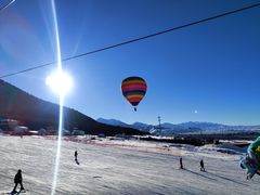 -丝绸之路山地度假区滑雪场