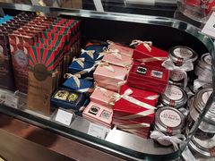 -VENCHI 闻绮(北京国贸商城店)