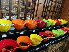 -果松木炭酸菜铜火锅·外婆参鸡汤