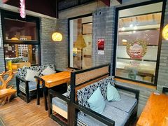 -苹果树下艺术餐厅(宋庄店)