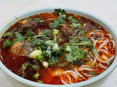 -全家福米线