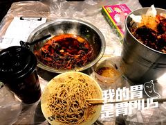 -巴厘龙虾·榜首油焖大虾(音乐学院·沿江酒馆店)
