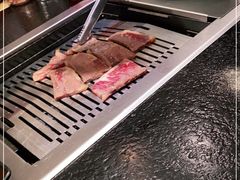 -臻牛烤肉