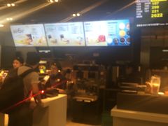 -麦当劳(宝山大厦店)