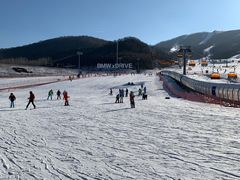 -中旅松花湖滑雪场