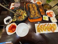 -釜山豚骨汤饭(芝罘万达广场店)