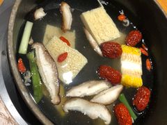 -呷哺呷哺 黄金牧场 (新中关购物中心店)