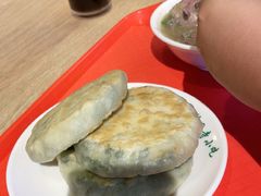 -护国寺小吃店(红莲南路店)