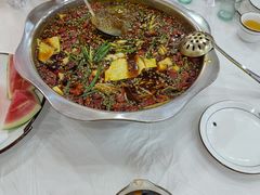 -乡土特色.冷锅鱼.牦牛肉汤锅