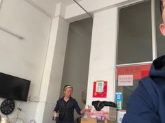 -味为先光明乳鸽(光明总店)