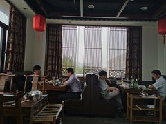 大堂-亿诣蝎府炸酱面羊蝎子火锅(酷车小镇店)