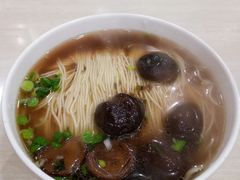 -老西白点心店