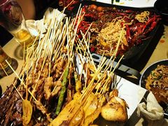 -何师烧烤·香辣蟹·川菜·30年老品牌(太古里旗舰店)