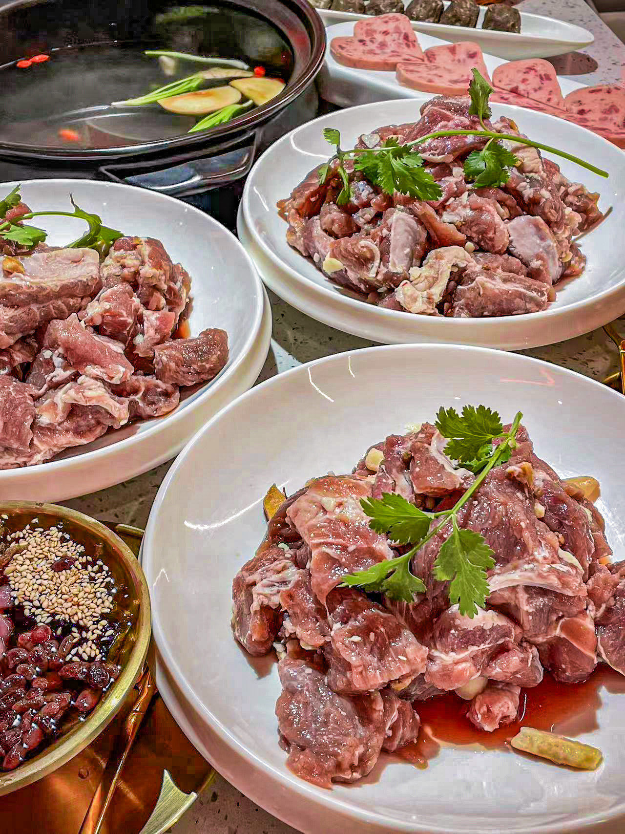 谁说夏天会不爱吃火锅!霸王牛肉真的吃了还想吃